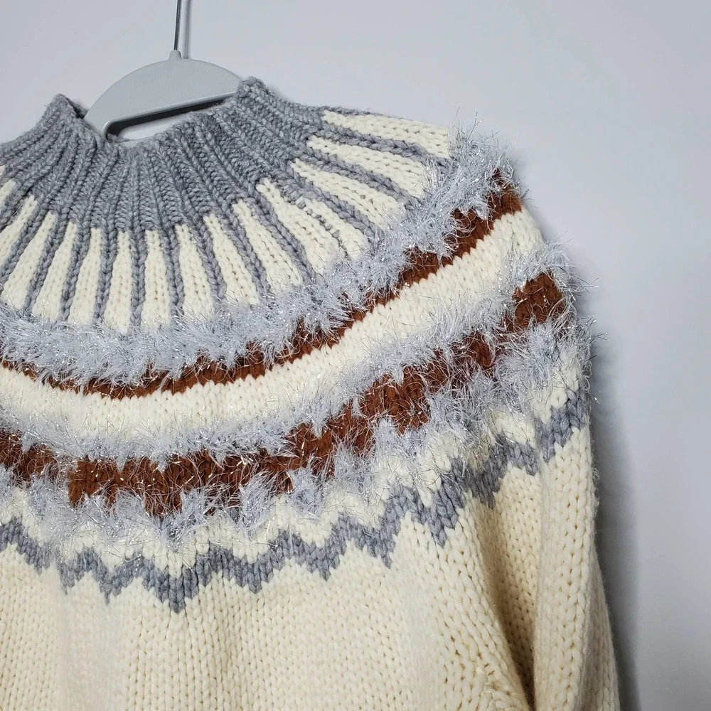 LOU & GREY • Irish Cream Festive Metallic Accent Fair Isle Mockneck Sweater Sz M - Picture 5 of 9